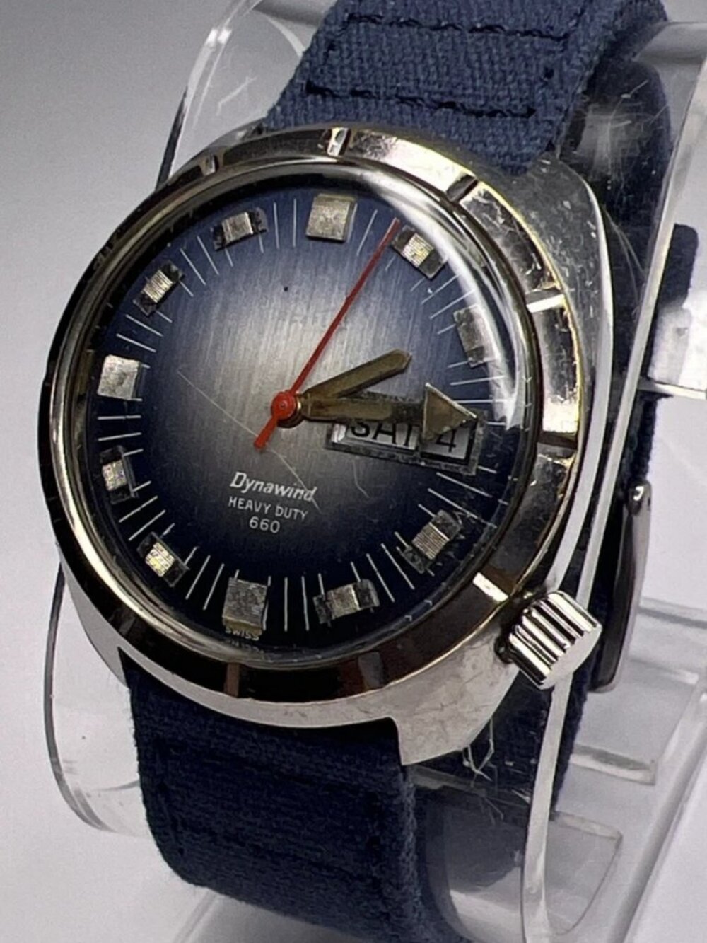 Wyler Dynawind Heavy Duty 660 Men's Lifeguard Day Date Automatic Watch- READ